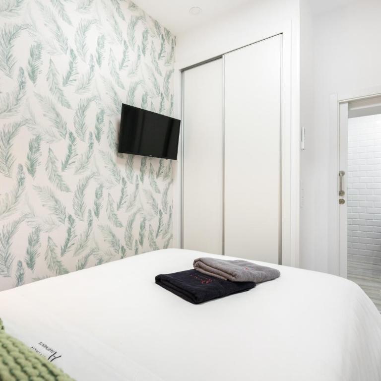 Chueca San Antón Apartment - Three-Bedroom Apartment - 11
