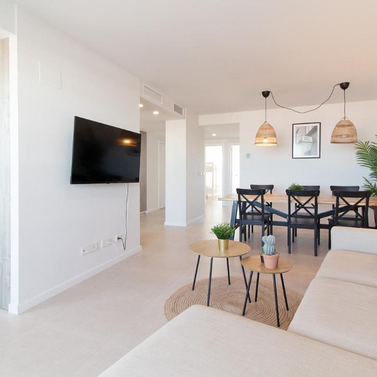 Global Vacacional, Moderno apartamento de dos terrazas con vistas al mar y a la montaña - Apartment mit Meerblick - 2