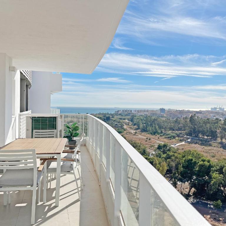 Global Vacacional, Moderno apartamento de dos terrazas con vistas al mar y a la montaña - Apartment mit Meerblick - 5