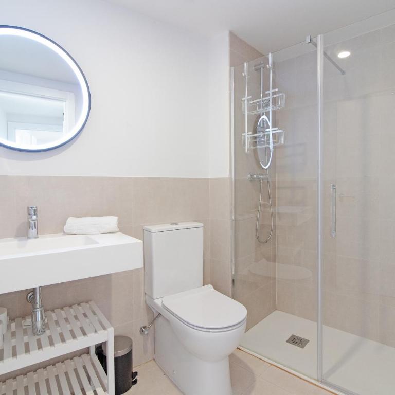 Global Vacacional, Moderno apartamento de dos terrazas con vistas al mar y a la montaña - Apartment mit Meerblick - 11