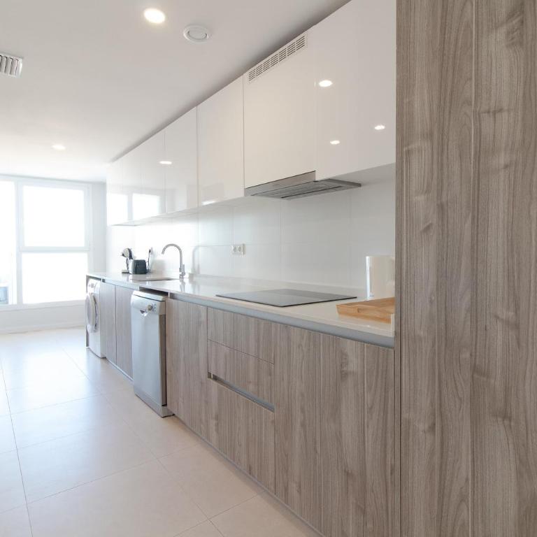 Global Vacacional, Moderno apartamento de dos terrazas con vistas al mar y a la montaña - Apartment mit Meerblick - 17
