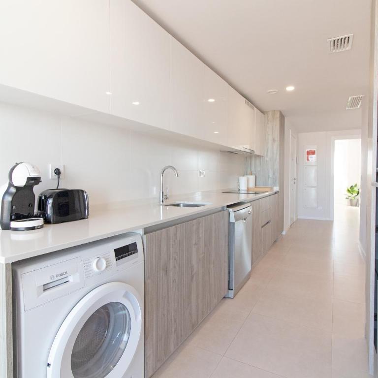 Global Vacacional, Moderno apartamento de dos terrazas con vistas al mar y a la montaña - Apartment mit Meerblick - 21