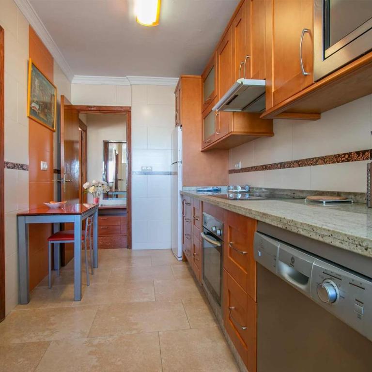 Apartamento María en Nerja - Three-Bedroom Apartment - 9