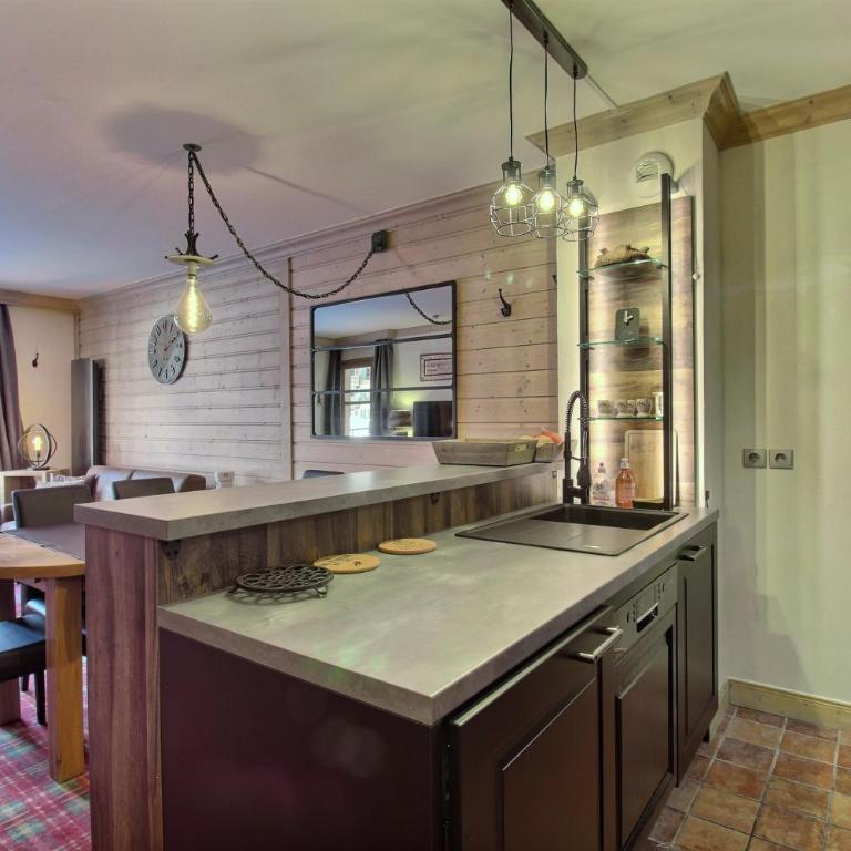 Appartement T3 ARC 1950 skis aux pieds Sauna, Hammam, Jacuzzi - Appartement 2 Chambres - 9