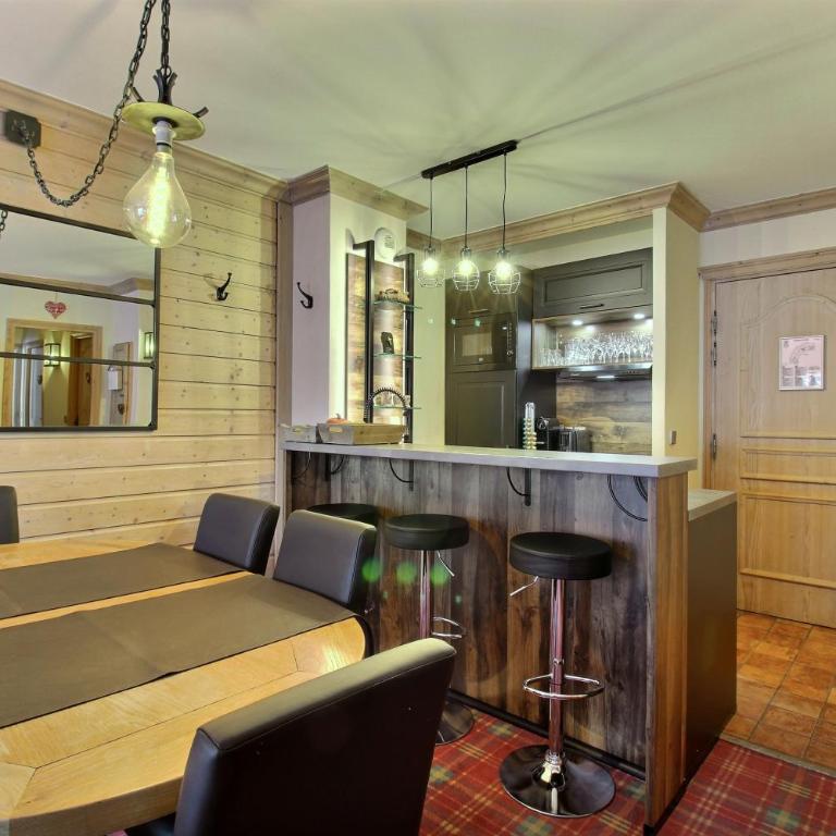 Appartement T3 ARC 1950 skis aux pieds Sauna, Hammam, Jacuzzi - Appartement 2 Chambres - 14