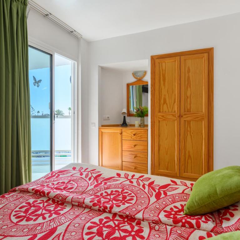 Sol y Playa - Two-Bedroom Apartment - 10