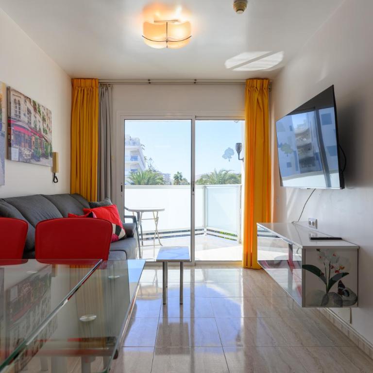 Sol y Playa - Two-Bedroom Apartment - 9