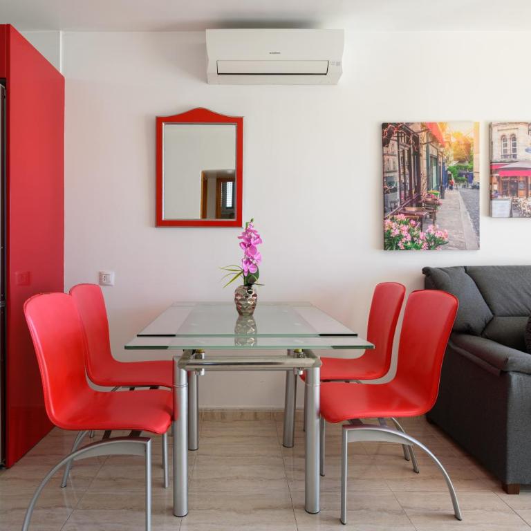 Sol y Playa - Two-Bedroom Apartment - 6