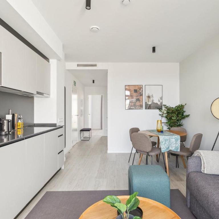 Limehome Valencia Calle de Cadiz - One-Bedroom Apartment with rooftop terrace - 9