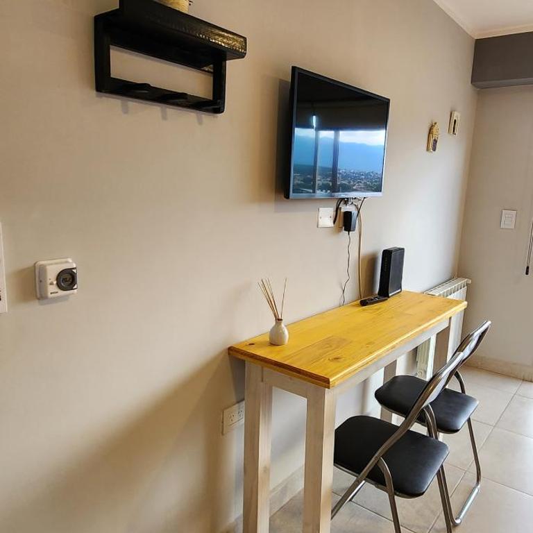 Acogedor Monoambiente con cochera - One-Bedroom Apartment - 5