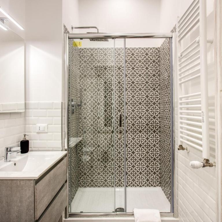 MONTI QUIET AND SPACIOUS APARTMENT - Appartamento con 2 Camere da Letto - 2