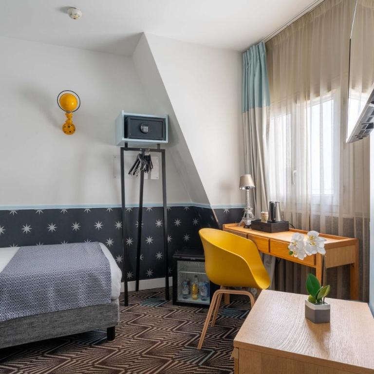 Hôtel Augustin - Astotel - Petite Chambre Simple - 3