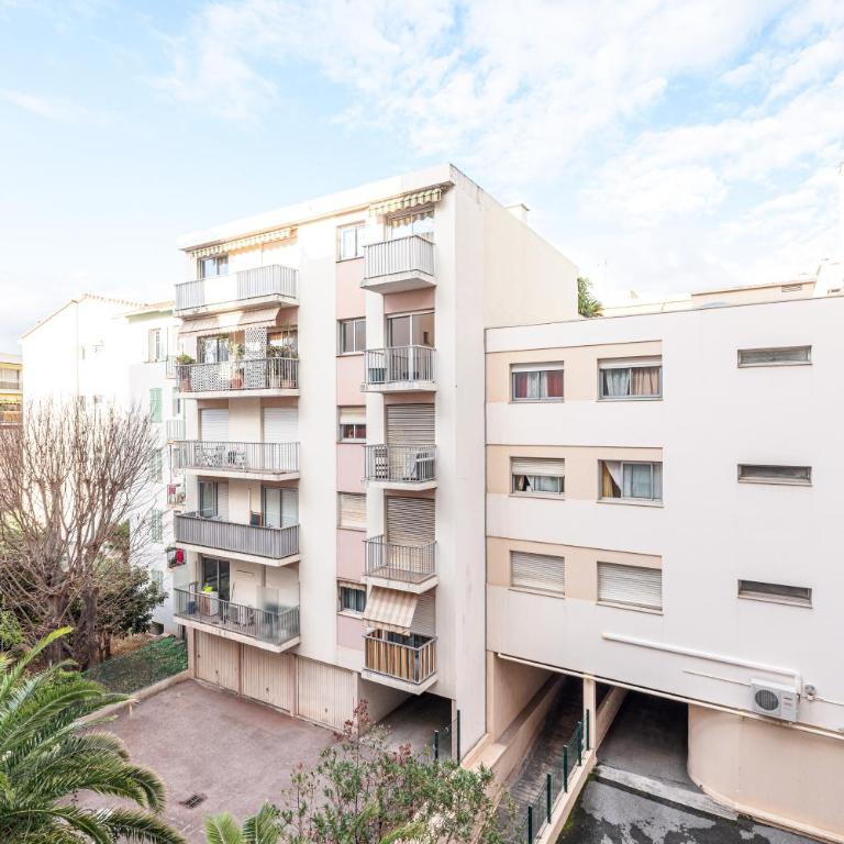 NEW 2 bed apt in Antibes, 5 min walk to the Beach - Apartment mit 2 Schlafzimmern - 33