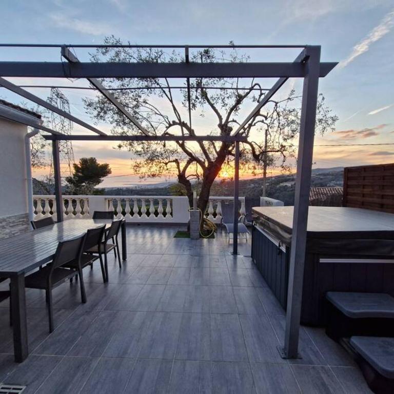 Villa vue mer, terrasse et spa - Villa 2 Chambres - 36