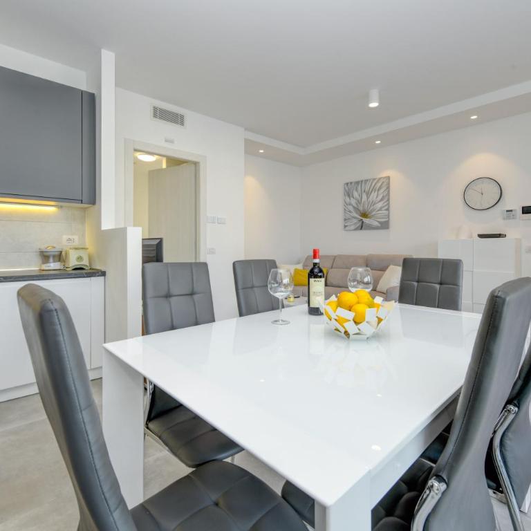 New Apartment Lazise - Appartamento con 2 Camere da Letto - 14