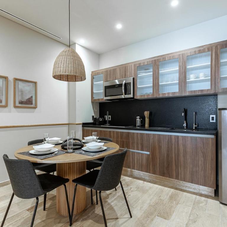 ULIV Antara - Executive Apartment with Balcony - 4