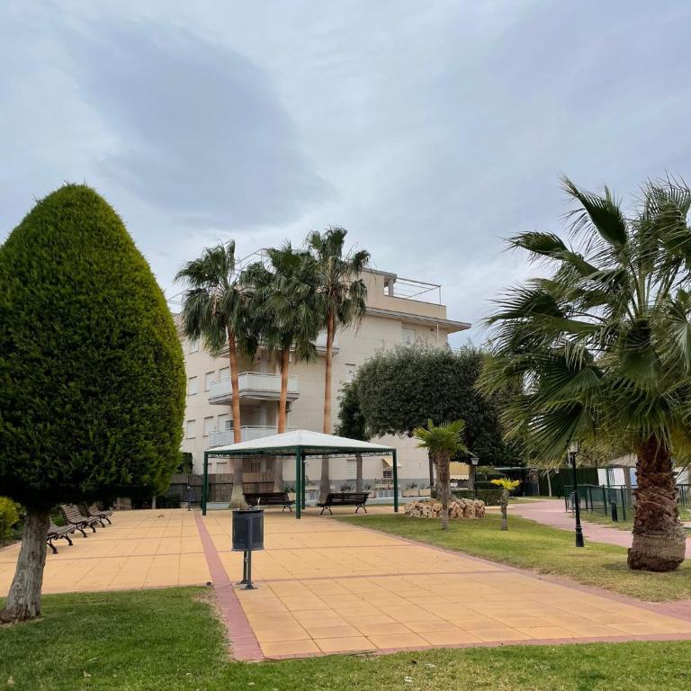 APARTAMENTO PLANTA BAJA CANET DE BERENGUER - Apartamento de 2 dormitorios - 36
