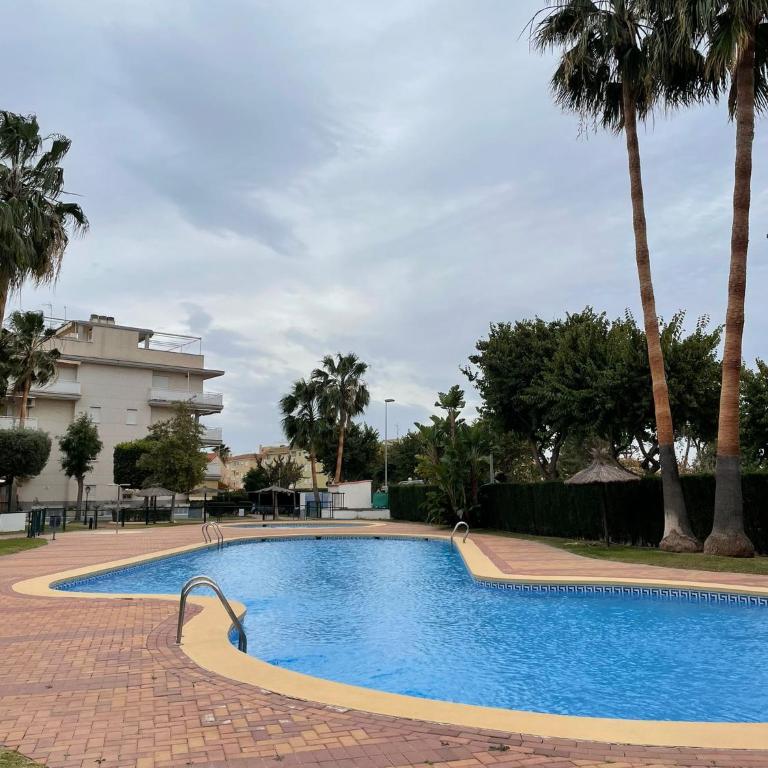 APARTAMENTO PLANTA BAJA CANET DE BERENGUER - Apartamento de 2 dormitorios - 35