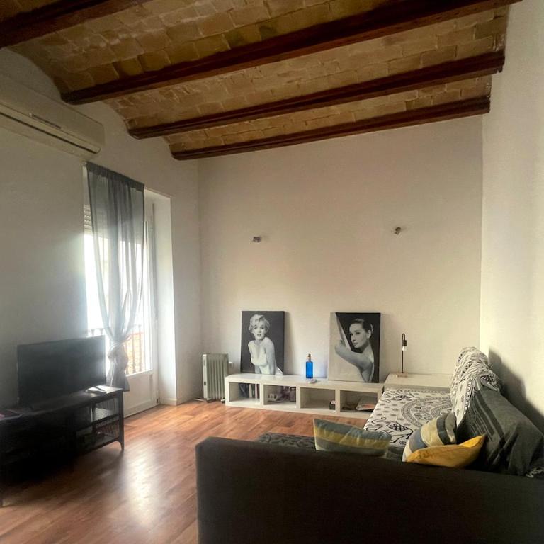 Calatrava - Apartment with Balcony - 37