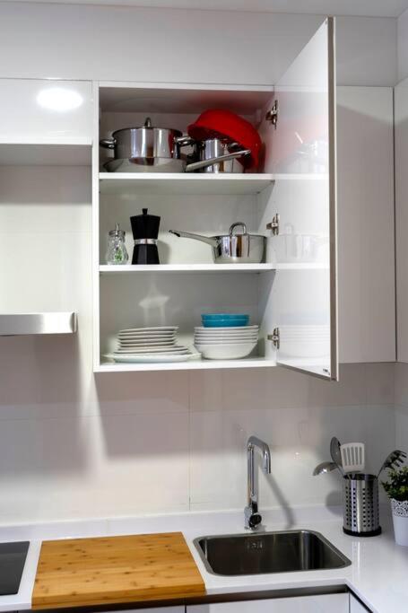 PRECIOSO ESTUDIO -CÉNTRICO-GARAJE- MODERNo - Apartamento - 3