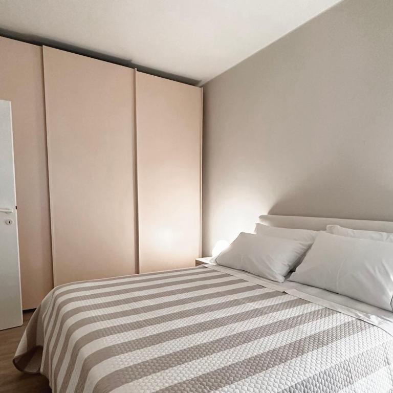 Blu 31 - Ampio appartamento in centro a Riccione - Three-Bedroom Apartment - 15