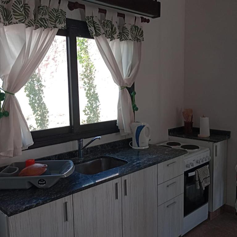 Möller Masi - Three-Bedroom House - 24