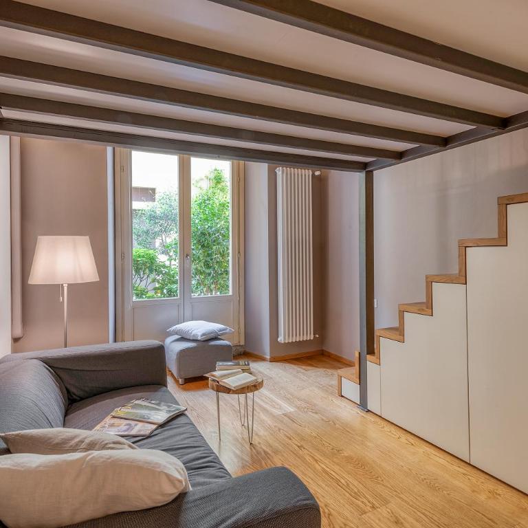 Comfort & Style in Como center with parking - One-Bedroom Apartment - 4