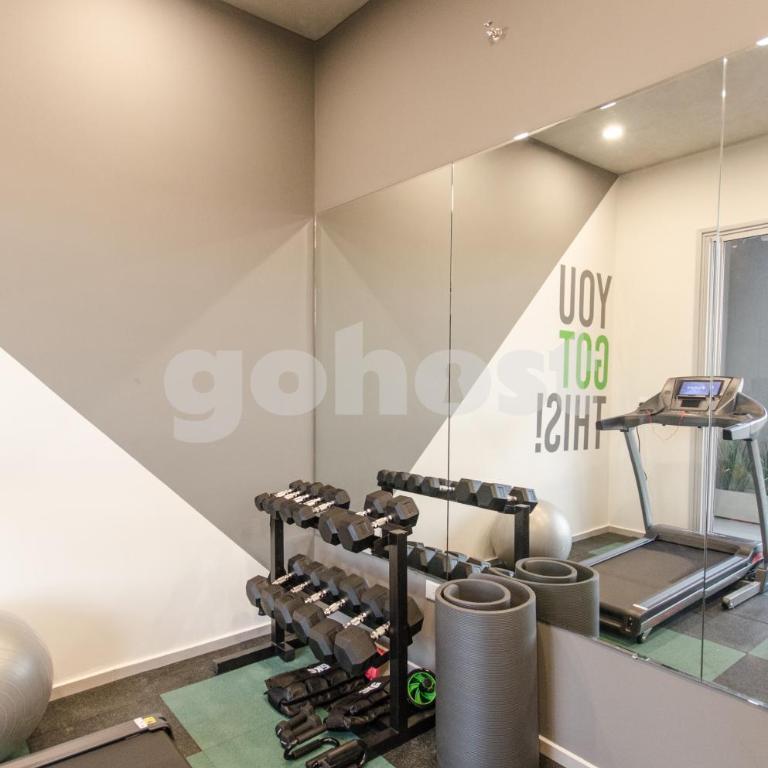 Amazing 2 bedroom apartment near Paseo La Galeria - Apartment - 47