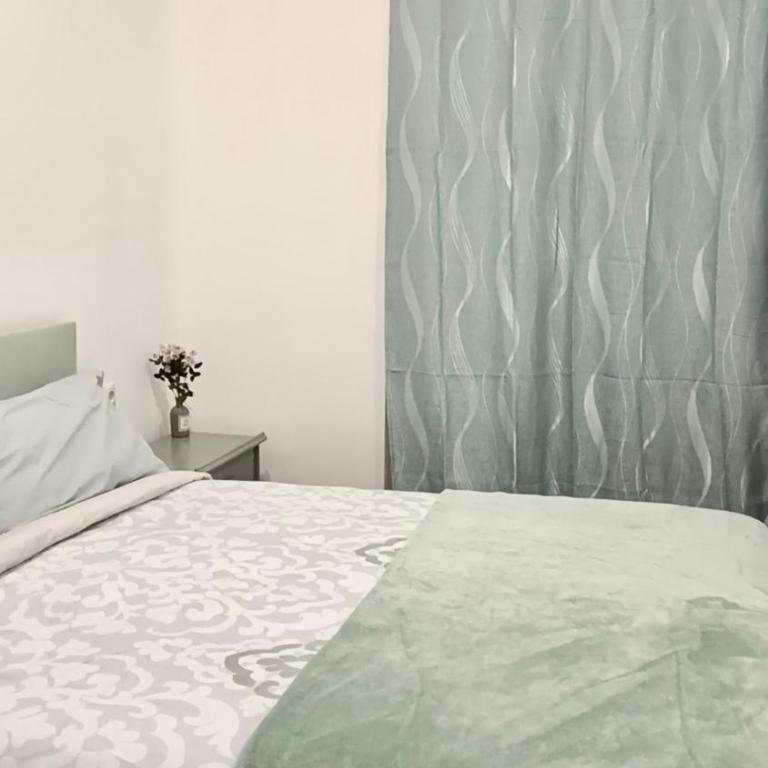 JARA HOME Malaga Centro - Habitación Doble Deluxe con balcón - 4