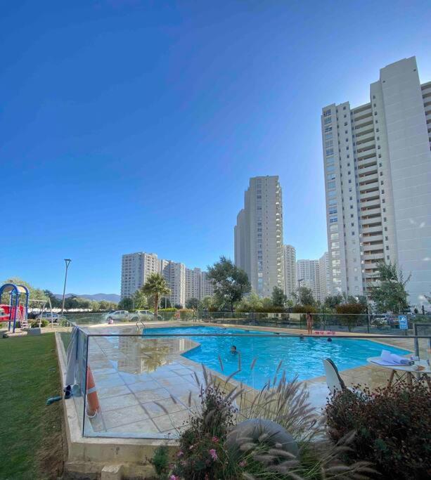 Hermoso departamento a pasos de la playa y casino - Two-Bedroom Apartment - 9