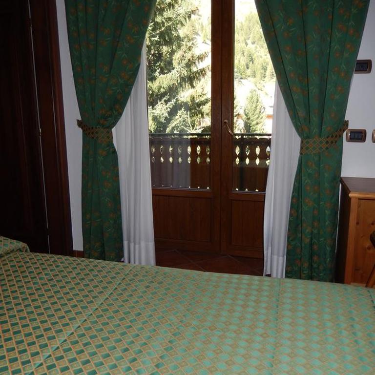 Albergo du Soleil - Large Single Room - 4