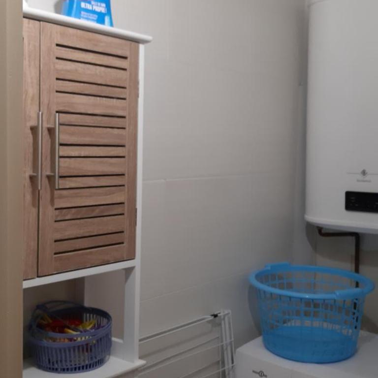 appartement T1 hyper centre 350 m des thermes 200 m des télécabines deuxième étage avec ascenseur - Apartment mit 1 Schlafzimmer - 15