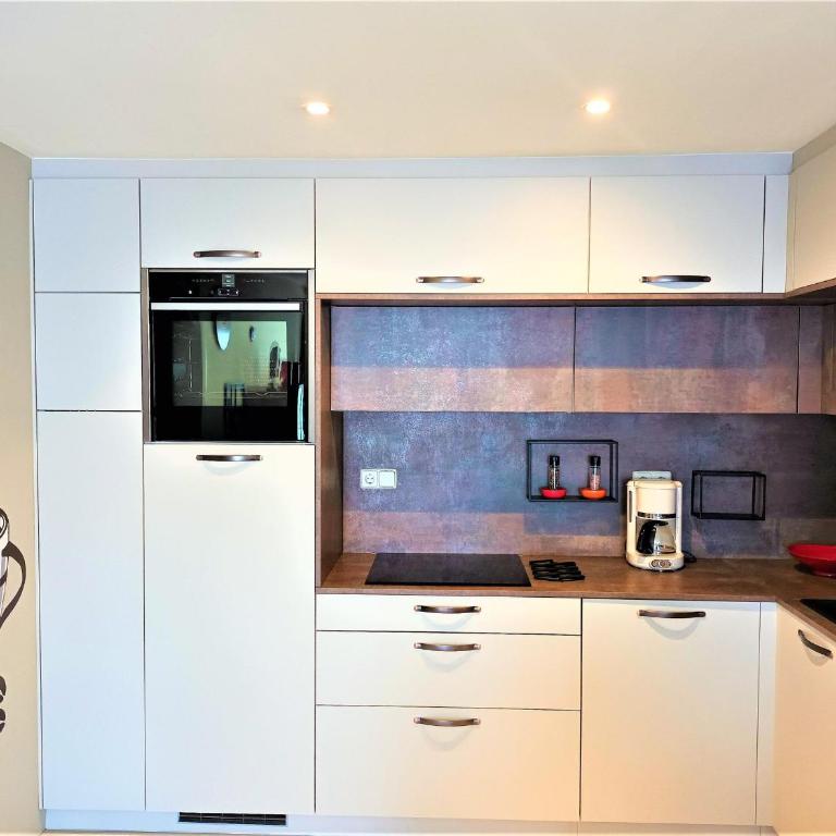 Apartamento Confortable en Roses, Playa a 20m, Terraza Amplia - ES-258-29 - Apartamento - 3