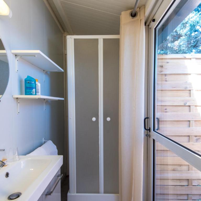 Domaine La Pinède Enchantée - Bungalow 2 Chambres - 10