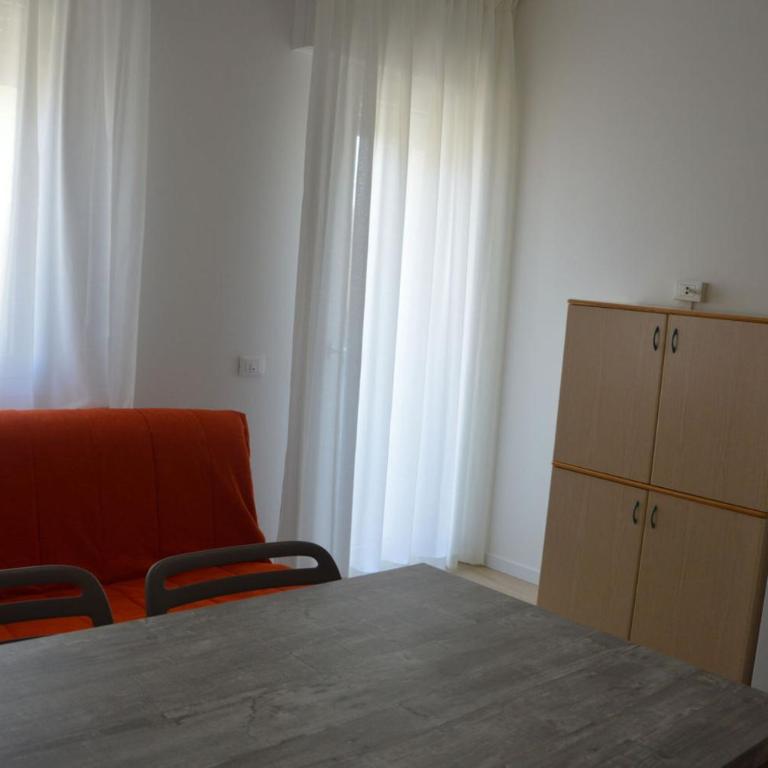 Comfortable flat close to the beach - Appartamento - 10