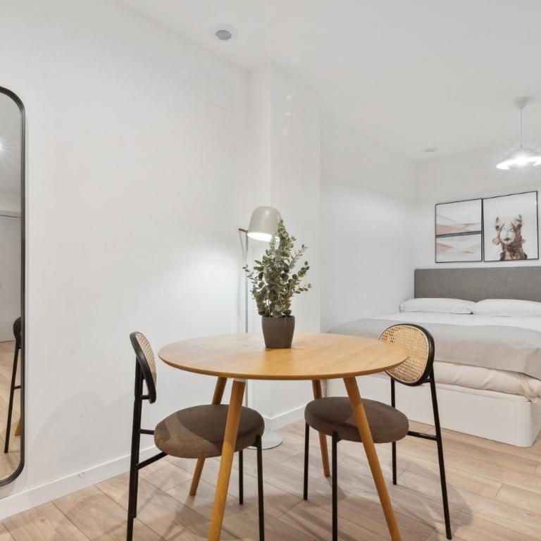Limehome Valencia Carrer del Pare Palau i Quer - Studio with disability access - 8