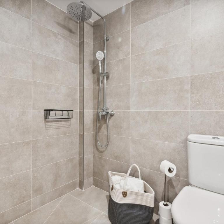 Limehome Valencia Carrer del Pare Palau i Quer - Studio with disability access - 6