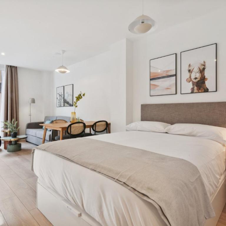 Limehome Valencia Carrer del Pare Palau i Quer - Studio with sofa bed and balcony - 8