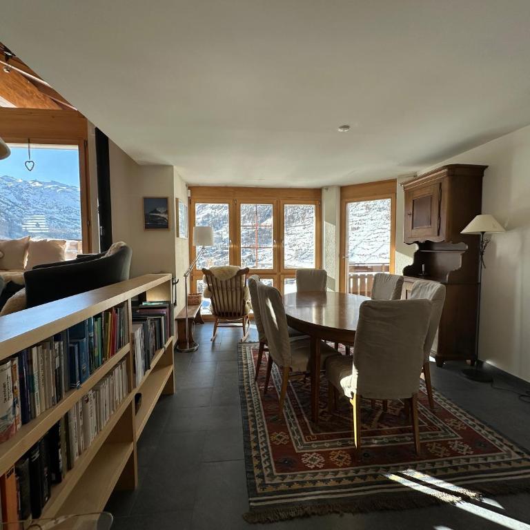Modern self-catering apartment with Matterhorn views - Apartamento de 2 dormitorios - 12