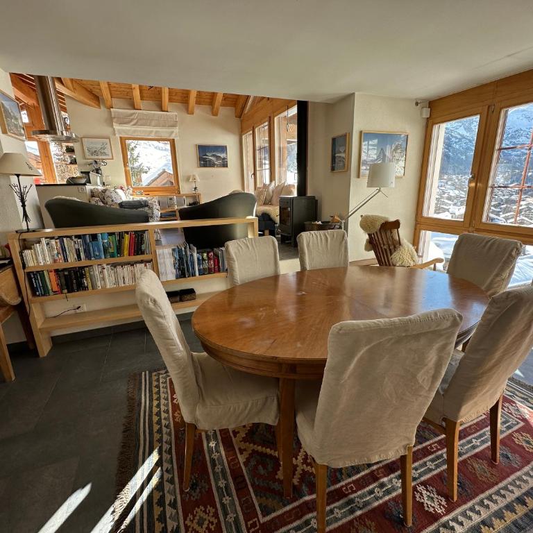 Modern self-catering apartment with Matterhorn views - Apartamento de 2 dormitorios - 11