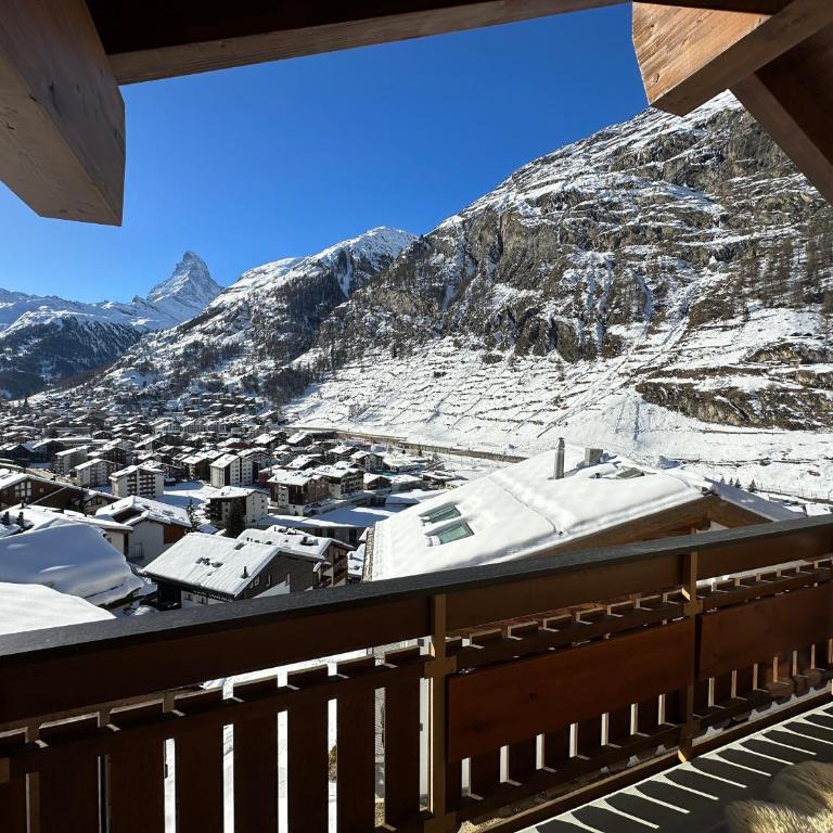 Modern self-catering apartment with Matterhorn views - Apartamento de 2 dormitorios - 18