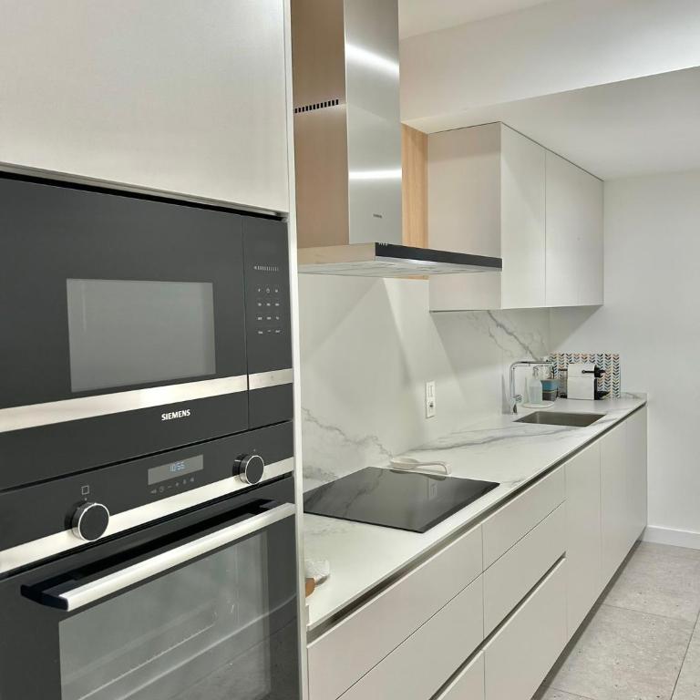 Plaza Tomás - Three-Bedroom Apartment - 9