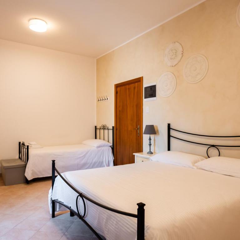 Palazzo De Luca by Apulia Hospitality - Camera King Superior - 2