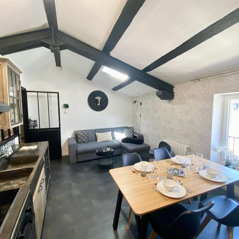 Bel appartement - 2 chambres - Proche du vieux marché - Appartamento con 2 Camere da Letto - 20
