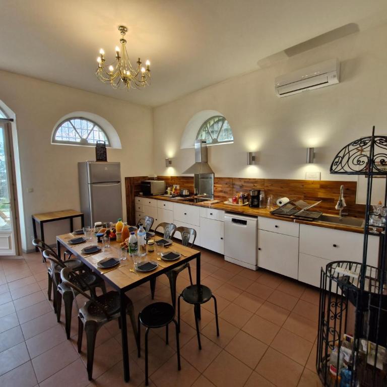 VILLA BELVEDERE D'AJACCIO, VILLA ENTIERE VUE MER POUR 2 à 10 VOYAGEURS - Villa - 12