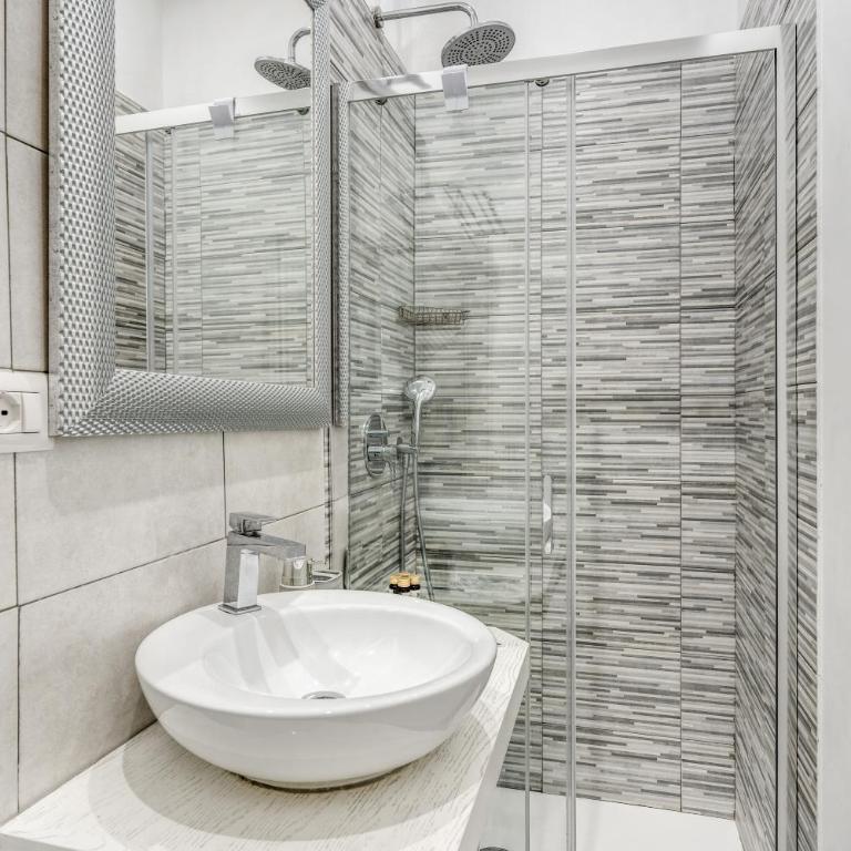 Casa Gicco Vaticano _ 3bdr apartment - Appartamento con 2 Camere da Letto - 35