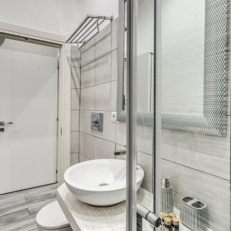 Casa Gicco Vaticano _ 3bdr apartment - Appartamento con 2 Camere da Letto - 55