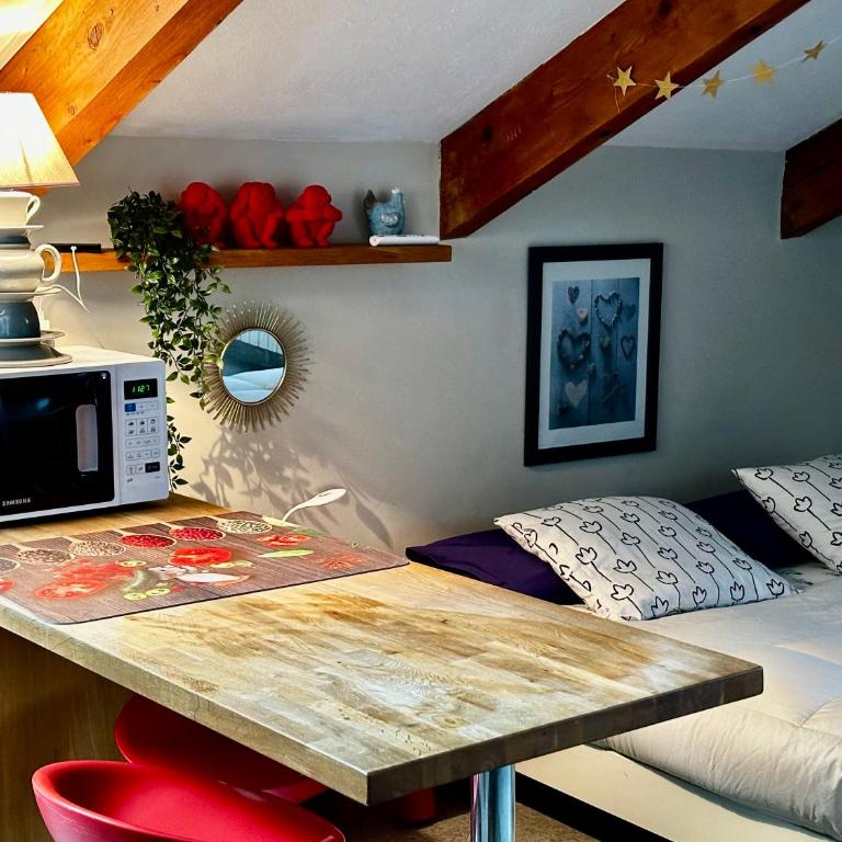 Loft centro storico Tommaso - One-Bedroom Apartment - 55