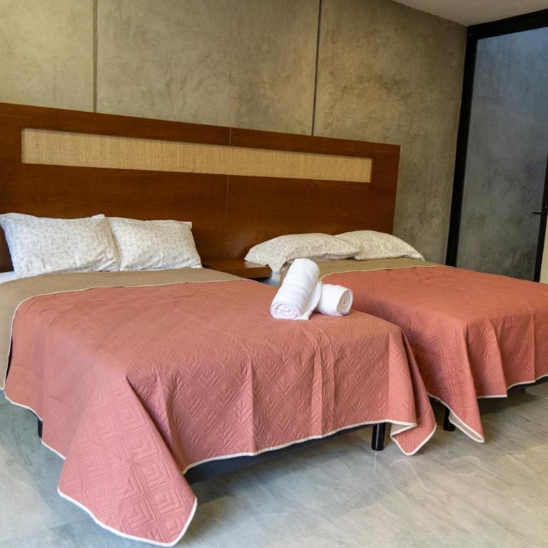 Meriblau Hotel Boutique - Deluxe Double Room with Two Double Beds - 9