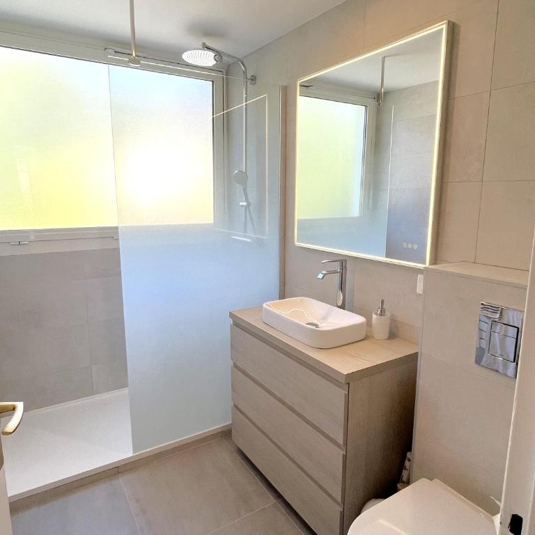 Solezia appartement, piscine et vue mer, by Welcome to Cannes - Appartement - Vue sur Mer - 11